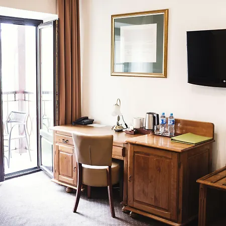 Hotel Eden 3*
