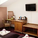 Eden Hotel
